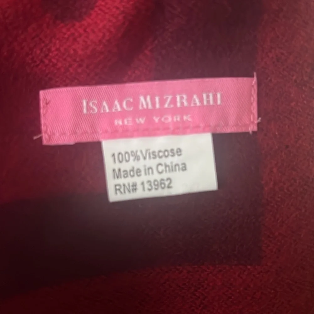 Isaac Mizrahi Luxury Wrap